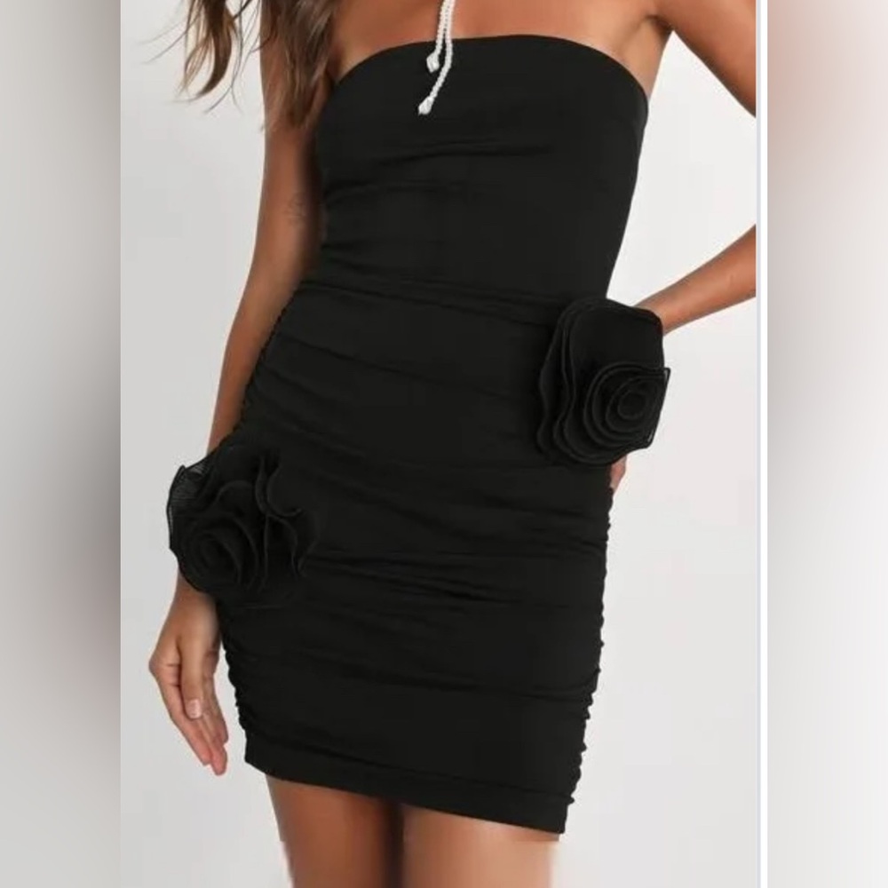 Sexy Little Black Strapless Bodycon Mini Dress with Rosettes